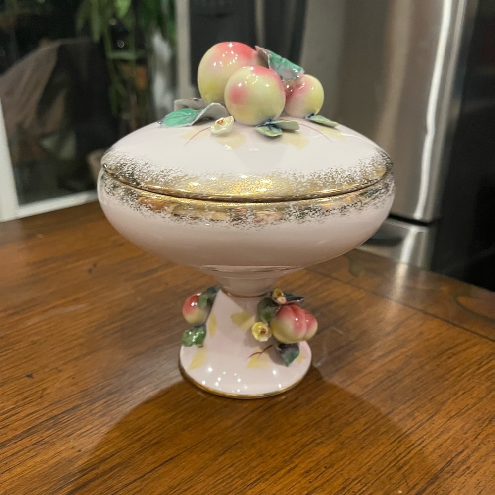 Rare vintage Lefton’s compote candy dishHand painted marked Authentic dusty pink